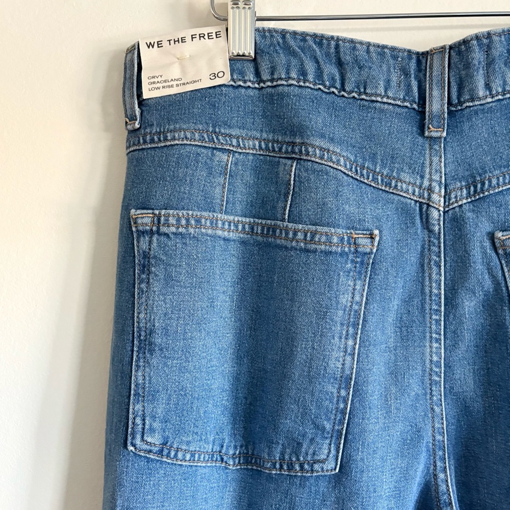 We The Free CRVY Graceland Low Rise Straight Jeans in Country Blue NEW - Picture 5 of 5